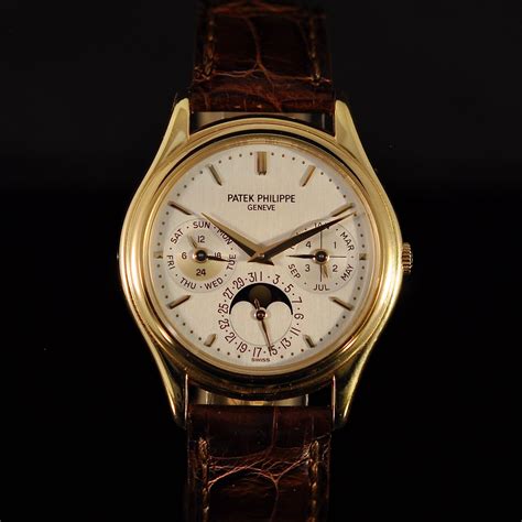 patek philippe perpetual calendar vintage.